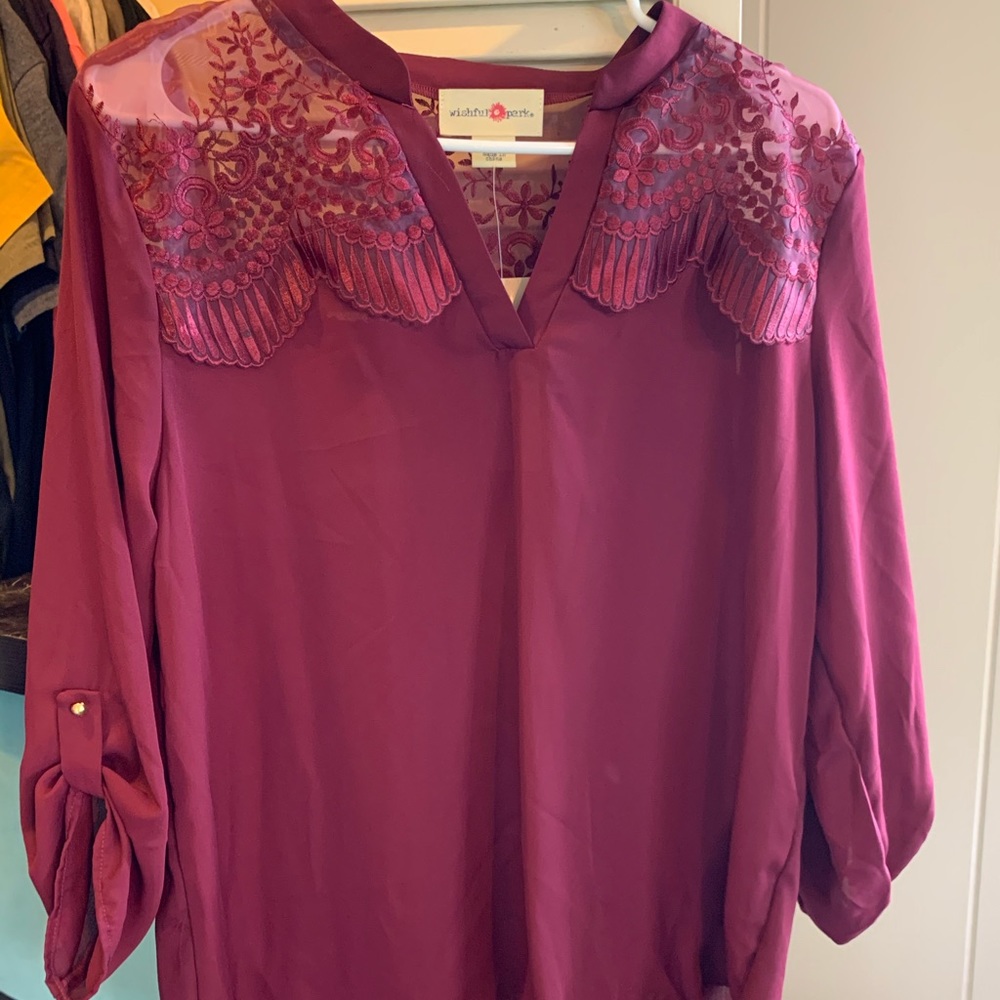 3/4 sleeve blouse.